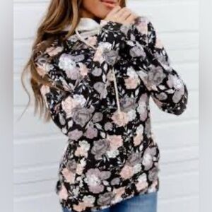 NWT Ampersand Avenue DoubleHooded Love Language‎ Sweatshirt  Small